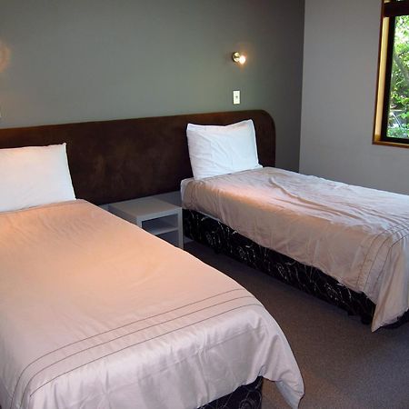 St James Apartments Куийнстаун Екстериор снимка