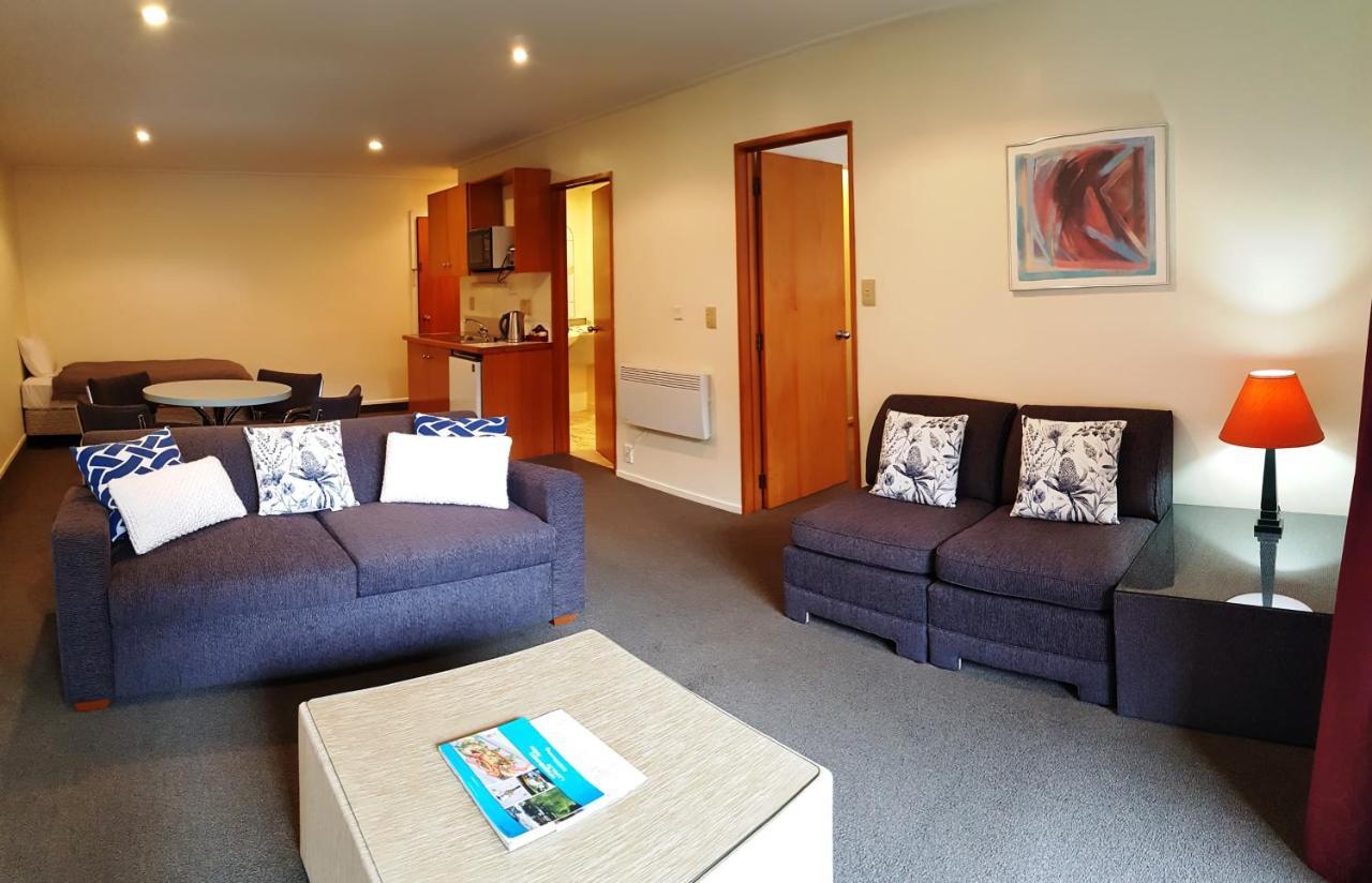 St James Apartments Куийнстаун Екстериор снимка