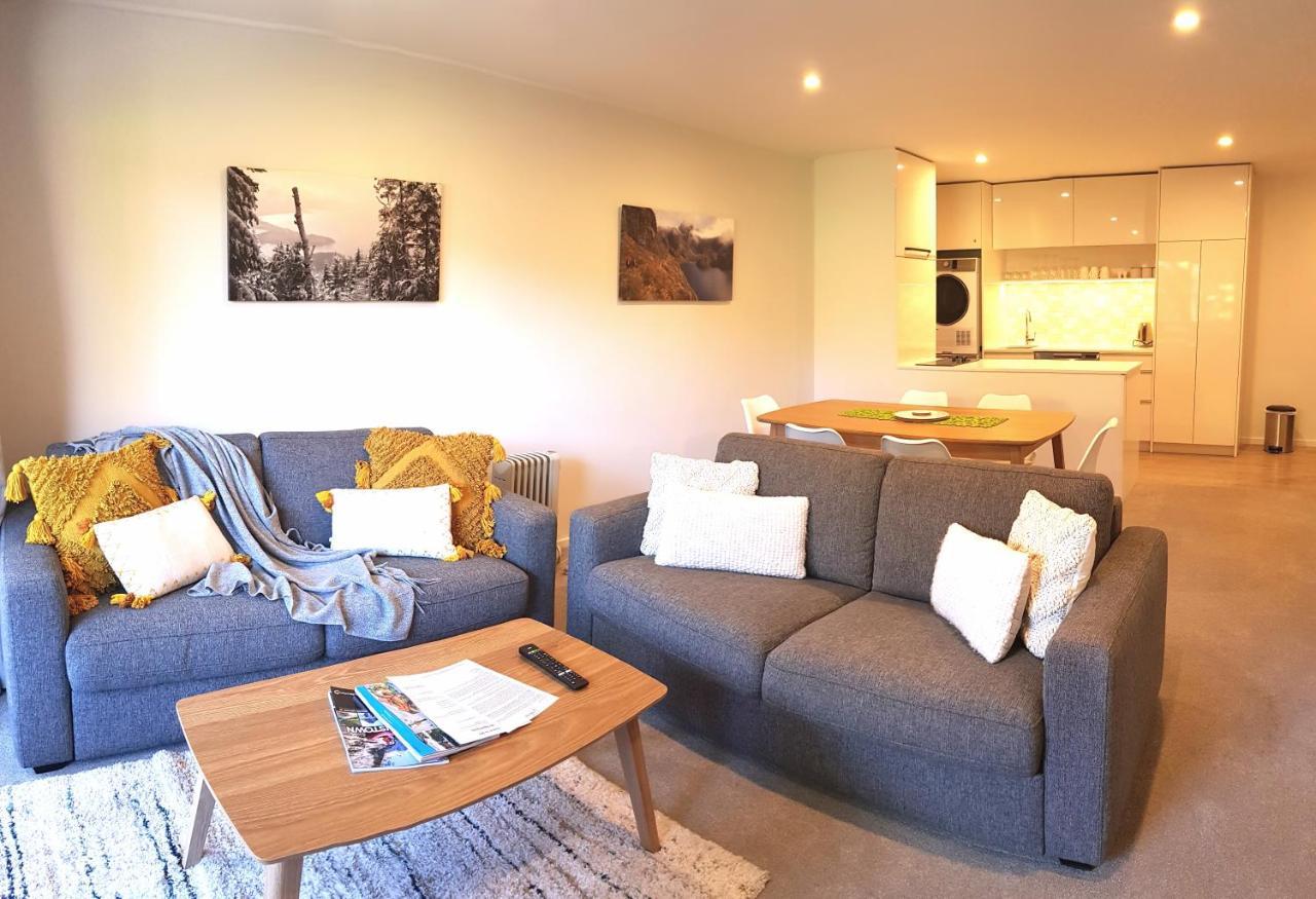 St James Apartments Куийнстаун Екстериор снимка
