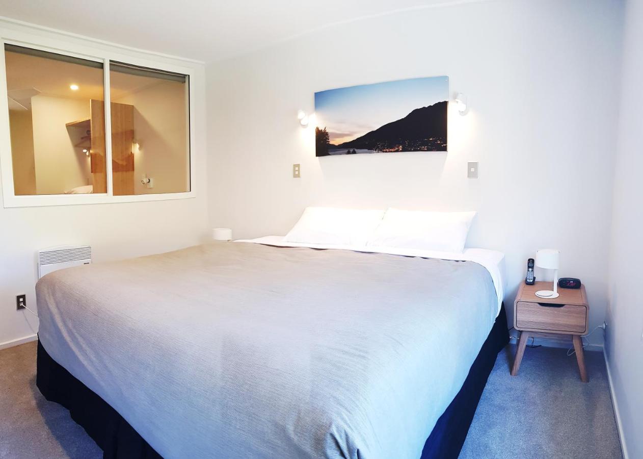 St James Apartments Куийнстаун Екстериор снимка