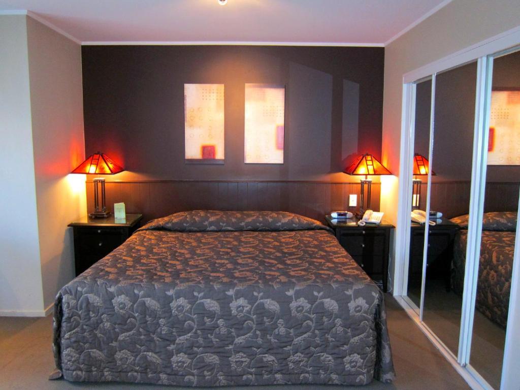 St James Apartments Куийнстаун Стая снимка