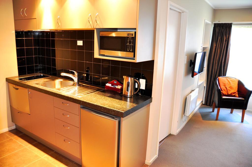 St James Apartments Куийнстаун Екстериор снимка